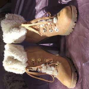 Guess fashion boots